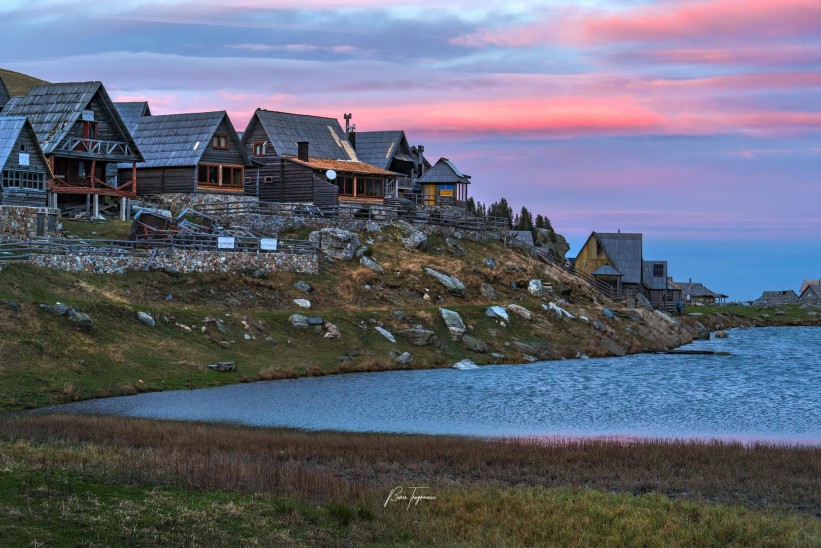 Foto: Prokoško jezero u novembarskim tonovima