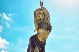 Shakira u rodnom gradu dobila kip od 6 i pol metara