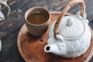 Ispijanje ovog čaja čisti jetru i pomaže u mršavljenju