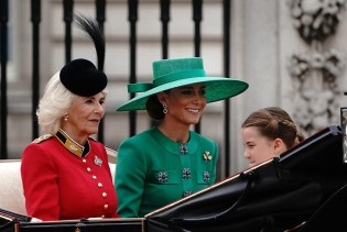 Kate Middleton se oglasila prvi put nakon operacije