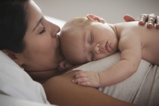10 najvećih grešaka kod uspavljivanja djeteta