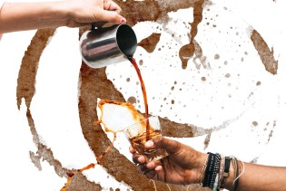 Kako se riješiti mrlja od kafe?