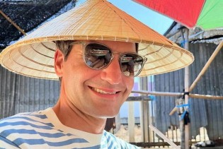 Tajland: Roger Federer sa fanovima podijelio momente sa odmora