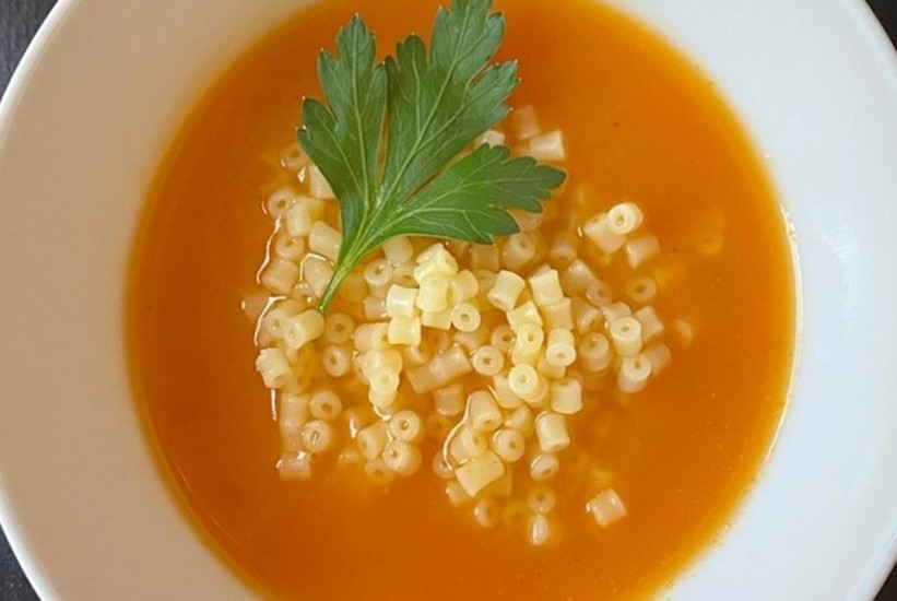 Ova viralna supa navodno čini čuda za prehlade, zovu je i 'talijanskim penicilinom'