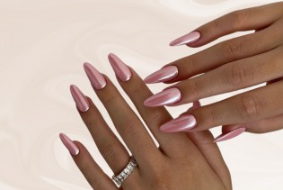 Pink pearl nails - manikura koja će zasigurno obilježiti ovu sezonu