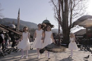Udruženje umjetnika 'Mimika' predstavlja pjesmu 'Sarajevo' na Dan grada