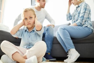 Kako stres roditelja utiče na djecu
