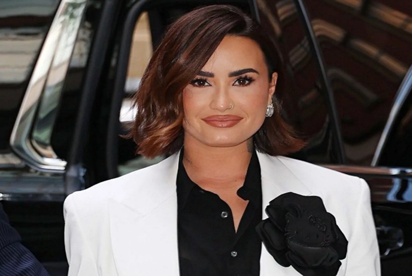 Demi Lovato je današnji fashion inspo