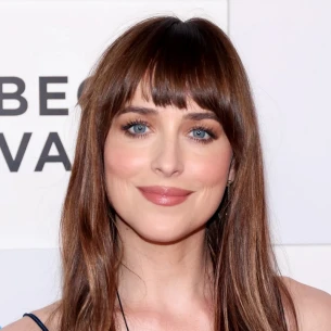 Dakota Johnson nakon raskida s Chris Martinom ne žuri s novim vezama