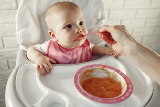 Pasirana hrana za dojenčad može negativno uticati na njihov rast i razvoj