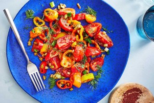 Isprobajte najfiniju salatu od paprika s mediteranskim štihom