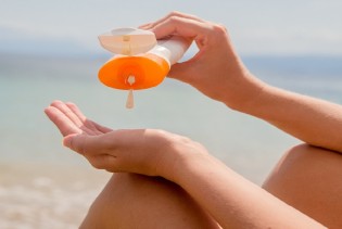Zaštita kože od sunca: Ključne greške koje trebate izbjegavati