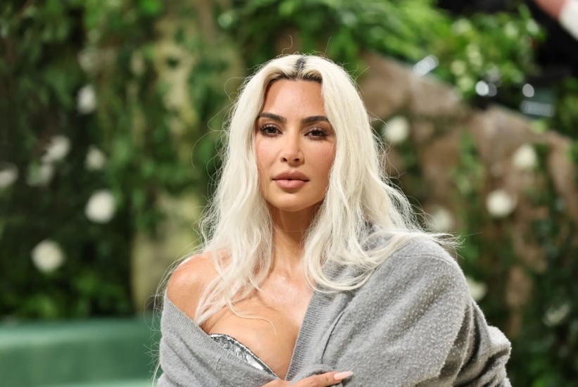 Kim Kardashian nakon objave slike sa Caitlyn Jenner našla se na meti kritičara