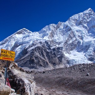 Naučnici tvrde: Mount Everest ne prestaje rasti, svake godine je sve viši