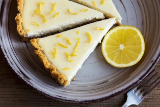 Recept za drukčiji cheesecake s mascarpone sirom i limunom