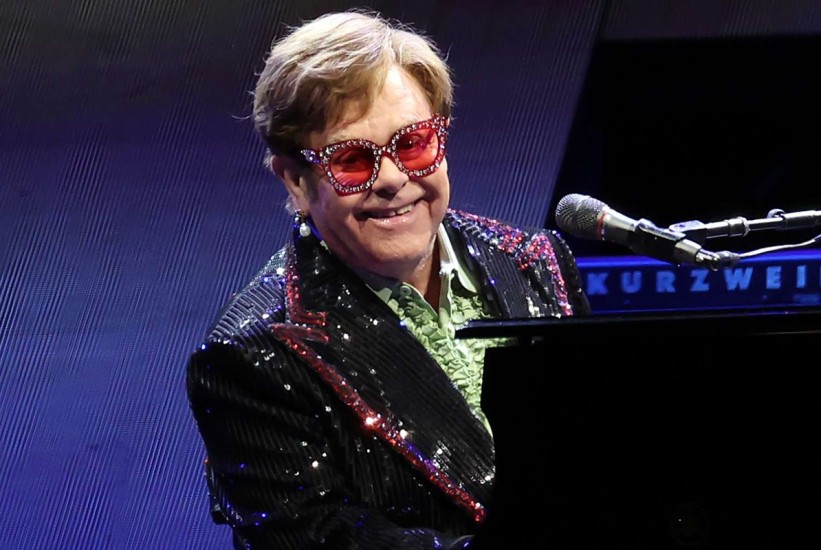 Elton John je otkrio detalje svoje stroge dijabetičke dijete