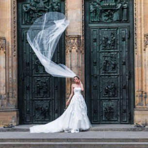 Neobični trendovi koji pomiču granice tradicije: Bijela vjenčanica više nije must-have