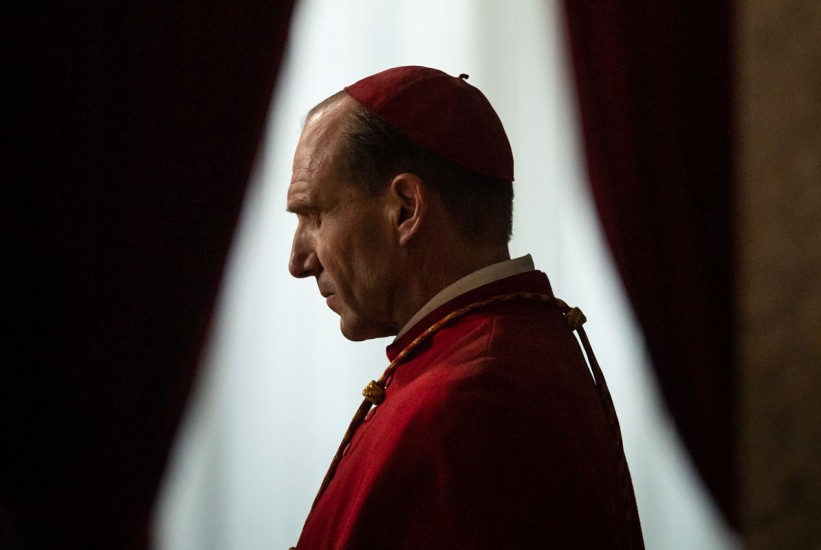 Conclave: Drama iza zatvorenih vrata Vatikana