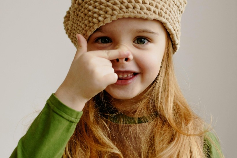 Kopanje nosa kod djece korisno? Stručnjaci imaju odgovor