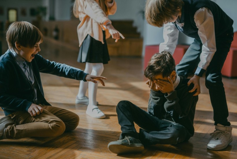 Zlostavljač je vaše dijete? Nemojte prikrivati, riješite problem odmah!