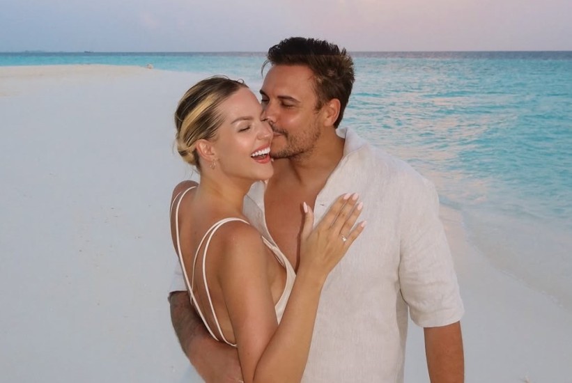 Amina Efendić i Nikola Gajić krunisali svoju ljubav