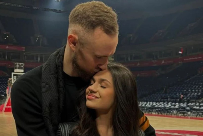 Džanan Musa zaprosio lijepu Tuzlanku