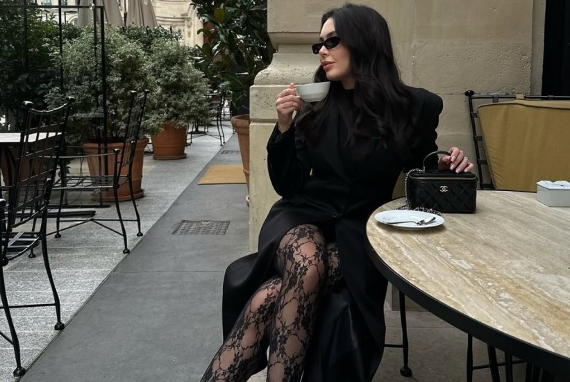 Šta žensko tijelo trpi zbog hulahopki: Visoka cijena svakodnevne elegancije