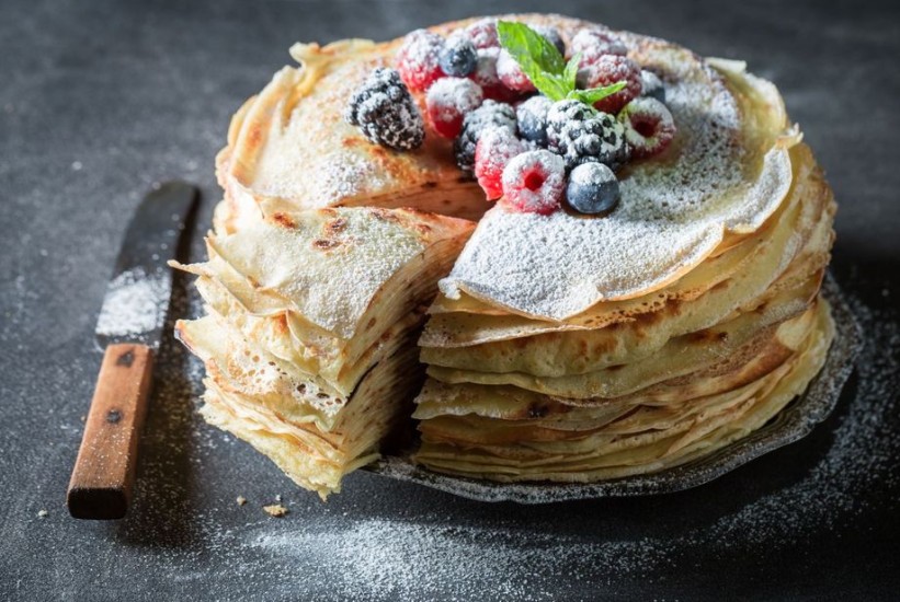 Impresivna torta od palačinaka za savršena druženja na otvorenom