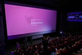 "Bosanski vitez" na SFF-u: Lična potraga za identitetom kroz srednjovjekovnu historiju
