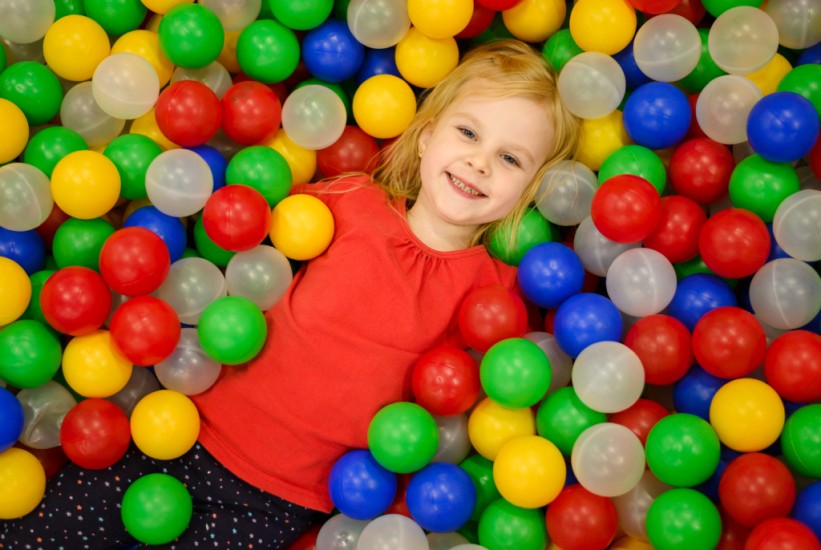 Napravite ovu genijalnu igru kod kuće – djeca je vole i uče kroz igru!