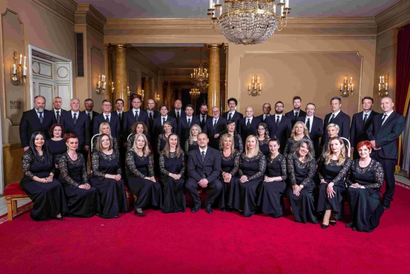 Spektakularan koncert hora Opere NPS i Sarajevske filharmonije 30. augusta na Pozorišnom Trgu