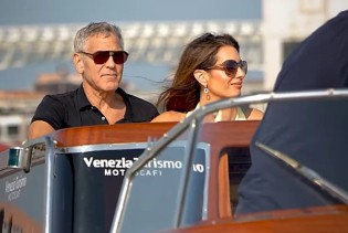 George i Amal Clooney ne kriju ponos: Blizanci po prvi put uz njih u javnosti