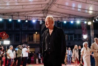 Večeras dodjela Počasnog Srca Sarajeva Stellanu Skarsgårdu