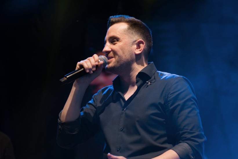 Večeras na Ilidži: Mirza Selimović ponovo oduševljava publiku