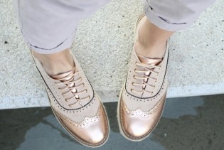 Oksfordice se vraćaju: Kako je ova klasična cipela osvojila modni svijet ponovo?