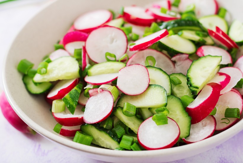 Zaboravite tešku hranu: Ovo je najosvježavajuća salata ljeta!