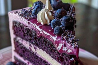 Neodoljiva borovnica torta: Idealna za tople dane!