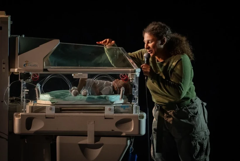 Potresna priča iz Gaze ispričana u Sarajevu: “Inkubator” Olivera Frljića