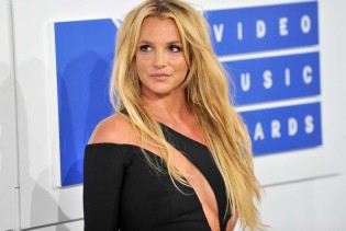 Britney Spears stala u odbranu Justina Biebera: "Sram neka bude one koji su sudili"