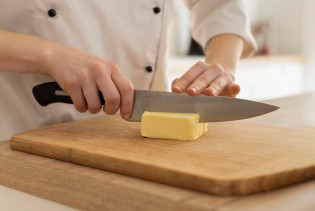 Znate li šta jedete? Evo zašto sve više ljudi izbjegava margarin