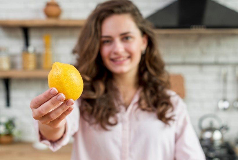 Pet kuhinjskih površina koje biste trebali čistiti limunom