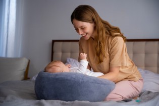 Kako nježno odviknuti dijete od noćnog dojenja?