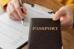 Samo tri osobe na svijetu putuju bez pasoša: Znate li koje su?