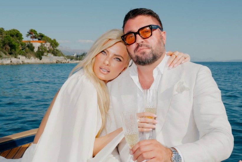 Romantični kadrovi s Jadrana: Svadbene fotografije Emira i Delile u Vili Dalmacija