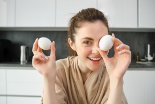 Žumance za oporavak kose: prirodni tretman koji vraća snagu i sjaj