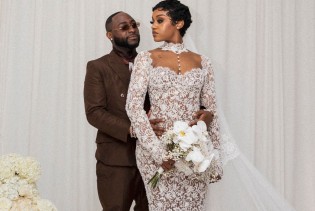 Muzička zvijezda Davido i influenserica Chioma izrekli sudbonosno “da”