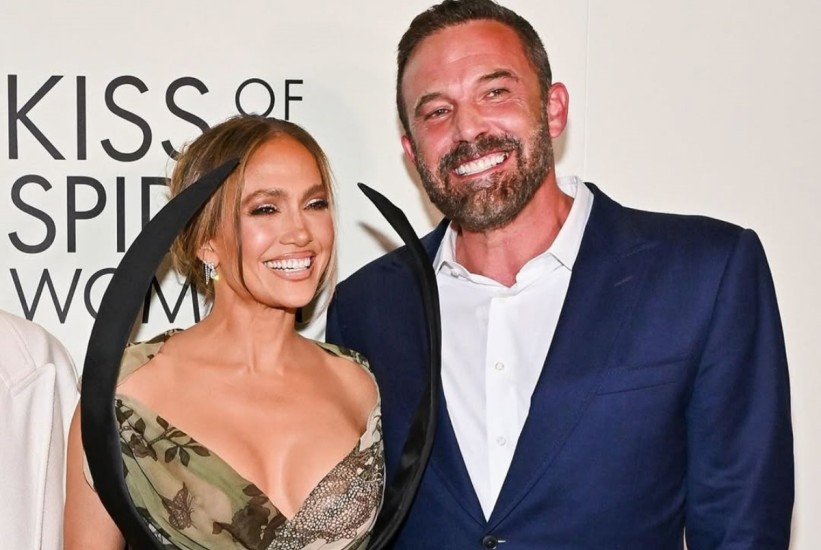 Jennifer Lopez i Ben Affleck ponovo zajedno na crvenom tepihu: Iznenadni susret na premijeri filma