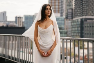 Ova mladenka proputovala je svijet zbog vjenčanice iz snova