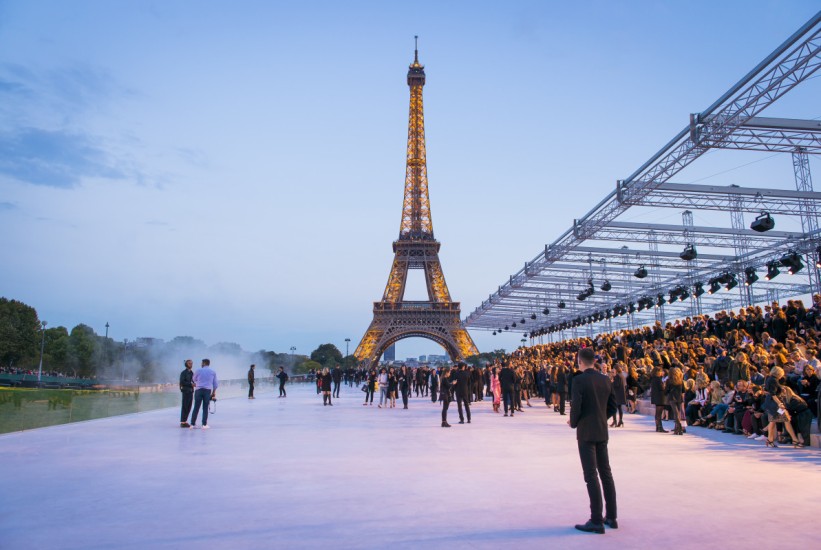 Kako je Pariz postao i ostao modna prijestolnica svijeta?