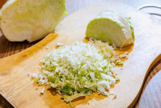 Stari recept za ribani kiseli kupus: Traje mjesecima!